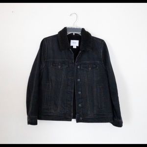 Black denim jacket with Sherpa
